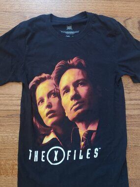 Vintage X-Files Mulder and Scully T-Shirt